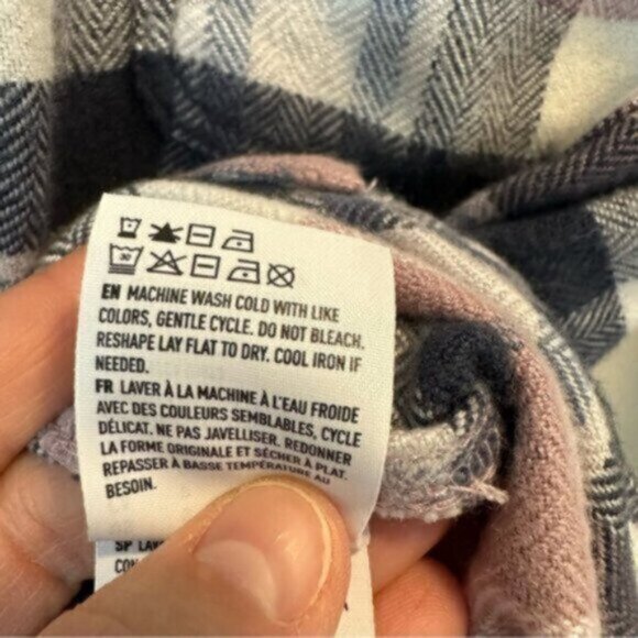 American Eagle | Ahh-Mazing Soft Classic Fit Flannel Shirt Size Small - Picture 6 of 9